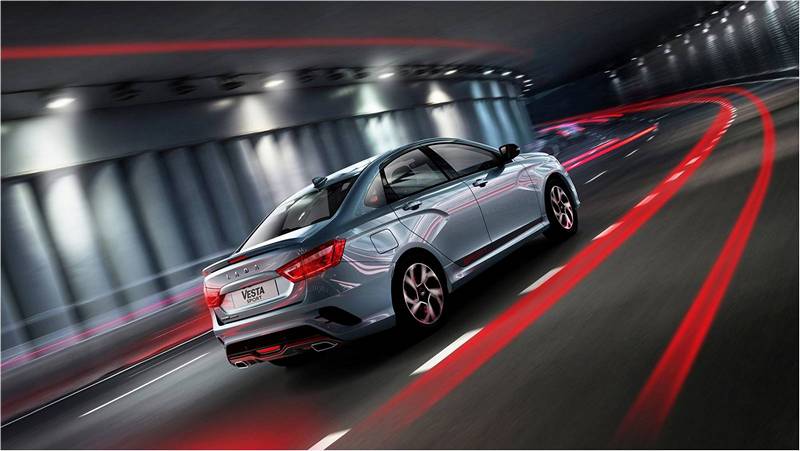 Автомобиль лада веста спорт.